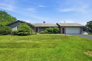 54 Sawmill Plain Rd, Deerfield, MA 01373 - Photo 1