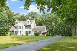 34 Arrowwood St, Methuen, MA 01844 - Photo 2