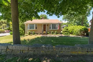 173 Main St, Rockport, MA 01966 - Photo 1