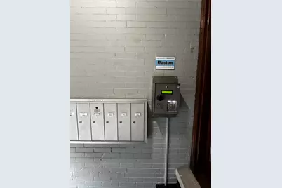 8 Battery St #6, Boston, MA 02109 - Photo 20