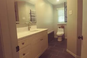 68 Dayton St, Springfield, MA 01118 - Photo 10