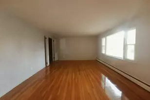 68 Dayton St, Springfield, MA 01118 - Photo 8