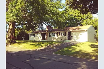 68 Dayton St, Springfield, MA 01118 - Photo 4