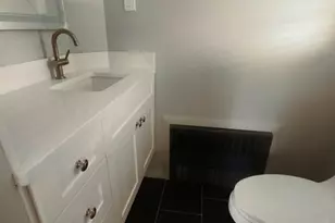 68 Dayton St, Springfield, MA 01118 - Photo 16