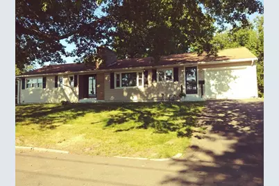 68 Dayton St, Springfield, MA 01118 - Photo 2