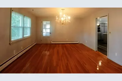 68 Dayton St, Springfield, MA 01118 - Photo 8