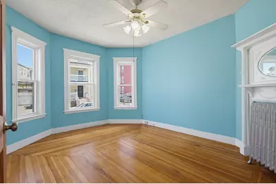 23 Santuit St, Boston, MA 02124 - Photo 4