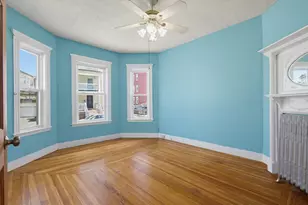 23 Santuit St, Boston, MA 02124 - Photo 4