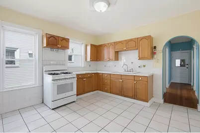 23 Santuit St, Boston, MA 02124 - Photo 8