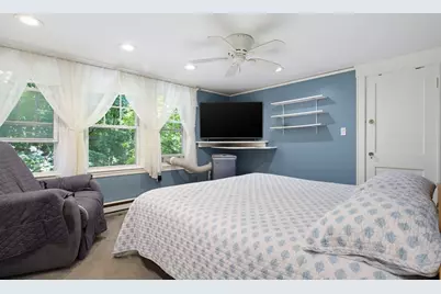 26 Grover Rd, Medford, MA 02155 - Photo 20