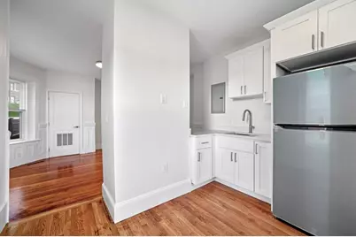 305 Medford St #2, Somerville, MA 02143 - Photo 2