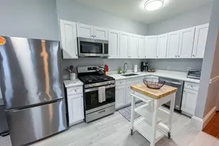636 Washington St, Brookline, MA 02446 - Photo 4