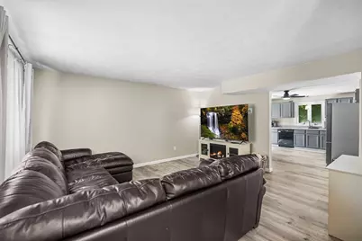 6 Michelle Ln #6, Blackstone, MA 01504 - Photo 8