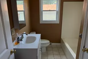 40 Wamsutta Ave, Acushnet, MA 02743 - Photo 14