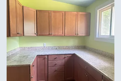 36 Crescent Dr, Ludlow, MA 01056 - Photo 28