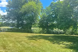 36 Crescent Dr, Ludlow, MA 01056 - Photo 30
