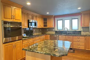 36 Crescent Dr, Ludlow, MA 01056 - Photo 4