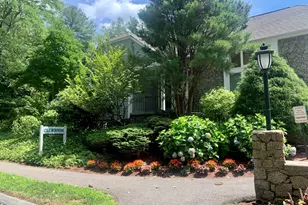 2104 Pheasant Creek Ln, Peabody, MA 01960 - Photo 18