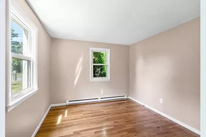 99 Lakevilla Ave, Springfield, MA 01109 - Photo 20