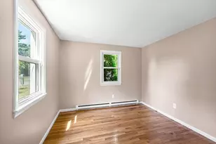 99 Lakevilla Ave, Springfield, MA 01109 - Photo 20
