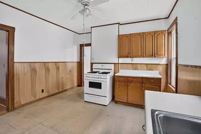 68 Raymond Ave, Somerville, MA 02144 - Photo 6
