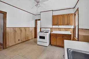 68 Raymond Ave, Somerville, MA 02144 - Photo 6