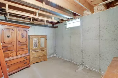 264 Greystone Ave, West Springfield, MA 01089 - Photo 28