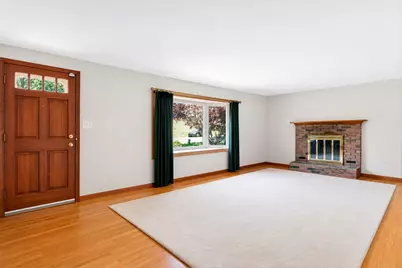 264 Greystone Ave, West Springfield, MA 01089 - Photo 4
