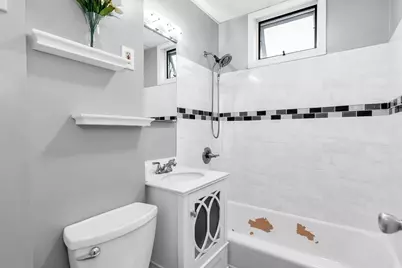 7 Trenton St, Lawrence, MA 01841 - Photo 8