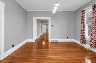 7 Trenton St, Lawrence, MA 01841 - Photo 12