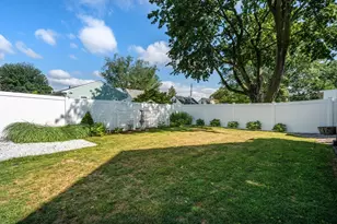 25 Piermont St, Watertown, MA 02472 - Photo 42