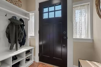 25 Piermont St, Watertown, MA 02472 - Photo 8