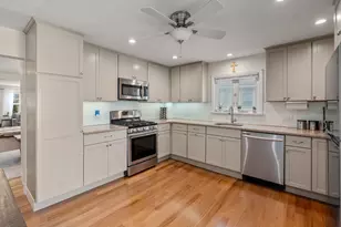 25 Piermont St, Watertown, MA 02472 - Photo 18