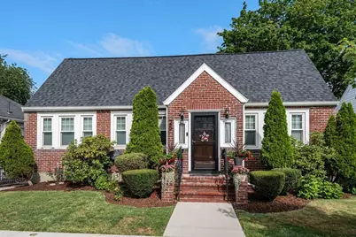 25 Piermont St, Watertown, MA 02472 - Photo 4