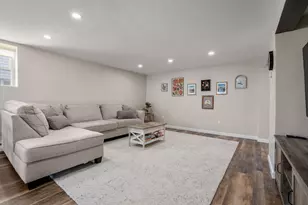 25 Piermont St, Watertown, MA 02472 - Photo 34