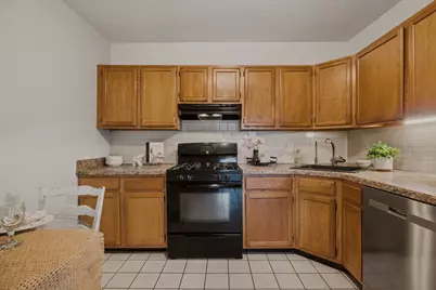 3636 N Main St #12, Fall River, MA 02720 - Photo 8