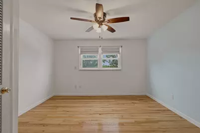 3636 N Main St #12, Fall River, MA 02720 - Photo 4