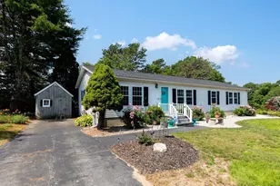 33 Headlands Dr, Plymouth, MA 02360 - Photo 1