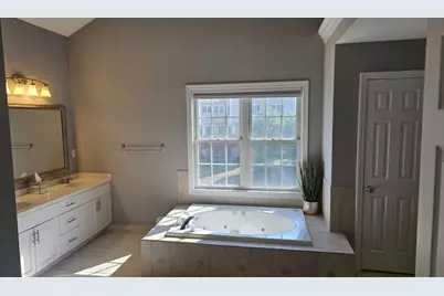 10 Paul Revere Path #10, Hopkinton, MA 01748 - Photo 16