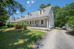 17 Woodland St, Northbridge, MA 01588 - Photo 1