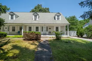 17 Woodland St, Northbridge, MA 01588 - Photo 2