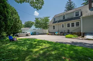 17 Woodland St, Northbridge, MA 01588 - Photo 24