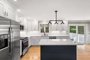 46 Mokema Ave, Waltham, MA 02451 - Photo 14