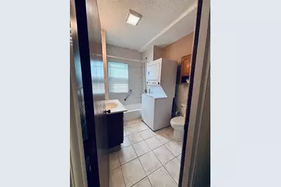 207 Gladstone St, Boston, MA 02128 - Photo 22