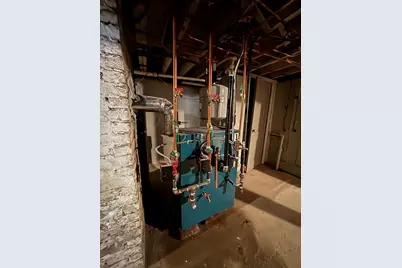 207 Gladstone St, Boston, MA 02128 - Photo 24