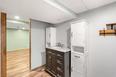 26 Walnut St, Attleboro, MA 02703 - Photo 28