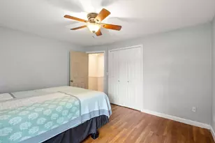 26 Walnut St, Attleboro, MA 02703 - Photo 18