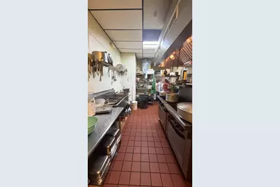 4 Wheeler St, Lynn, MA 01901 - Photo 10
