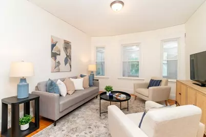 3 Clayton St #3, Watertown, MA 02472 - Photo 2