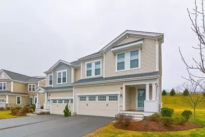 22 Locust Ln #22, Hopkinton, MA 01748 - Photo 2